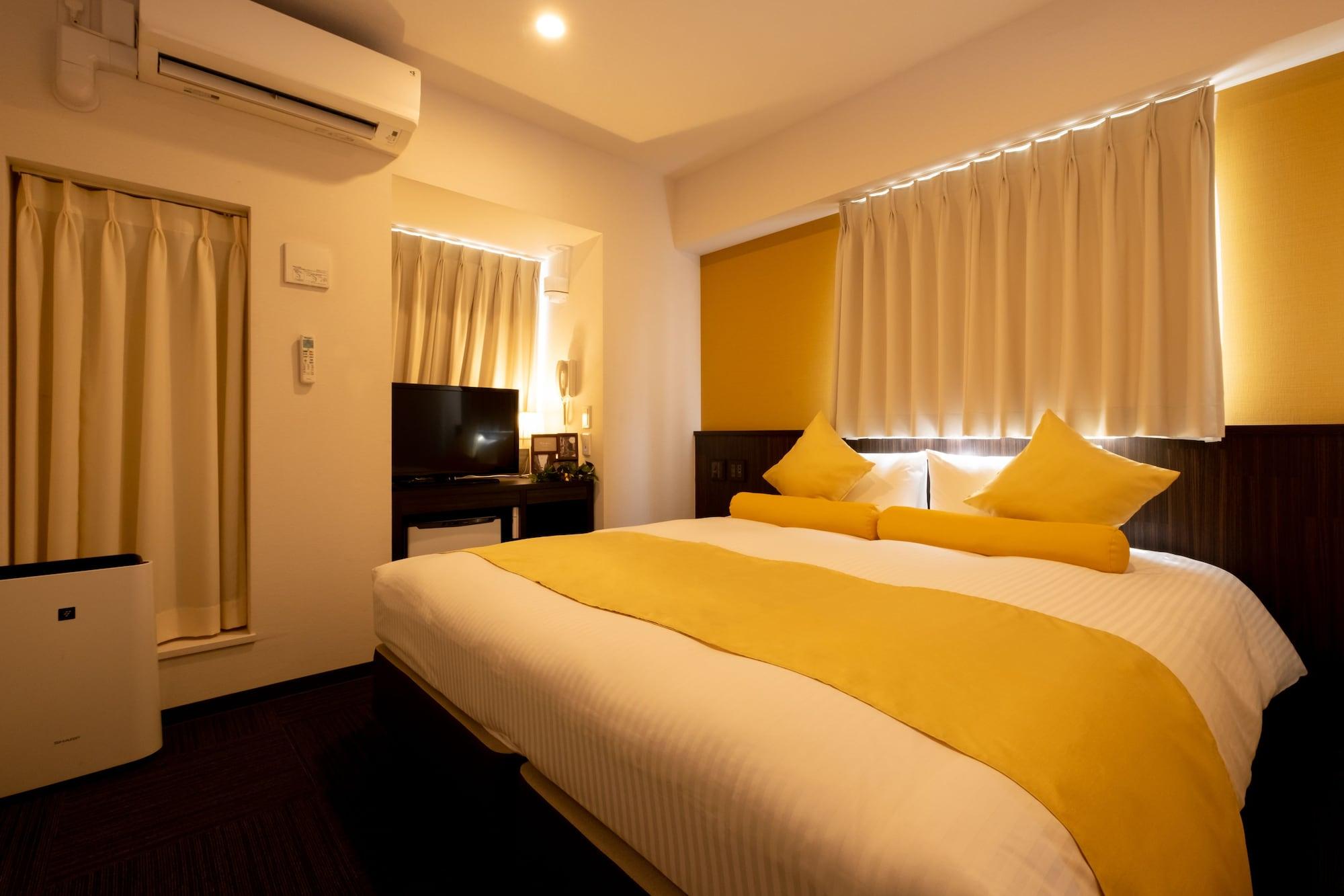 Nipponbashi Crystal Hotel Osaka Exterior photo